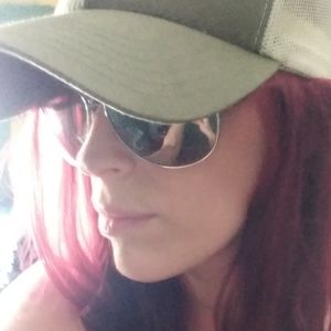 Meet your Posher, Sabrina